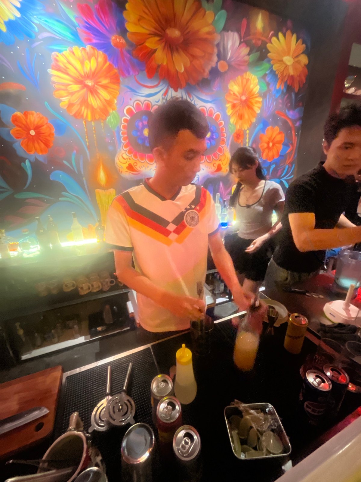 Evening Social Scene at Gay Bar in Đà Nẵng