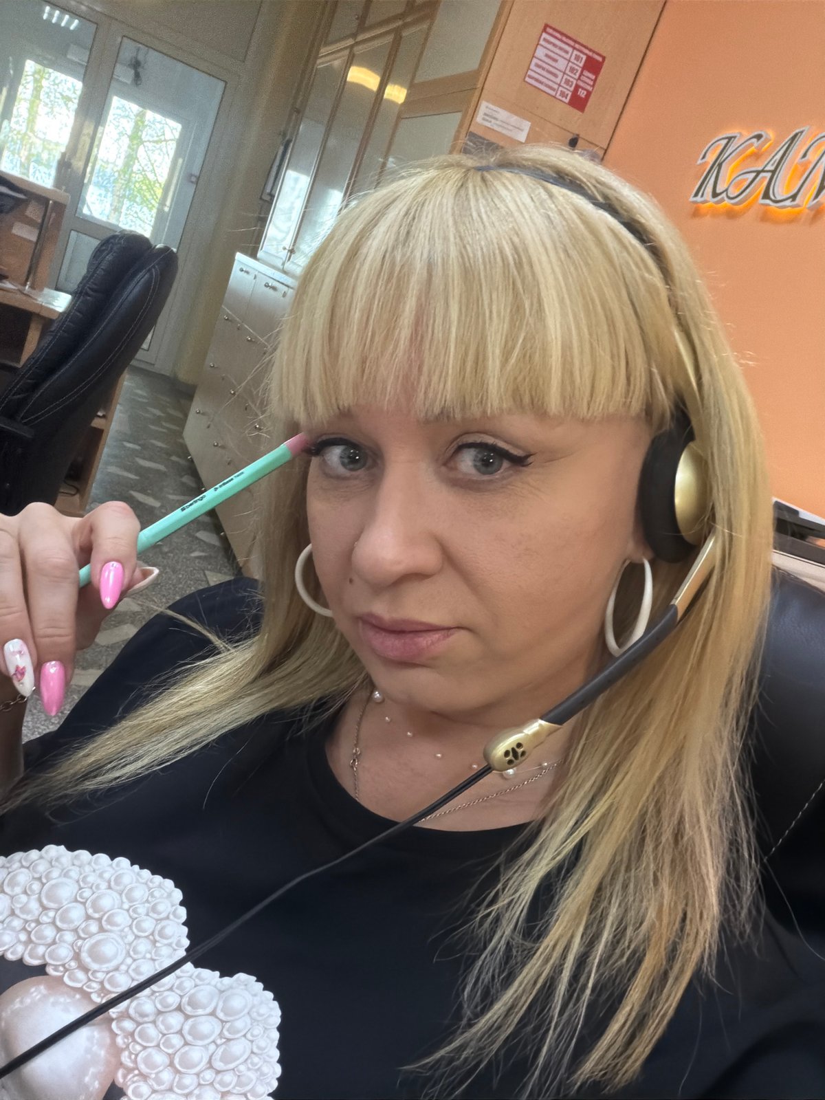 Woman documents early morning routine in Chaikovsky, Russia
