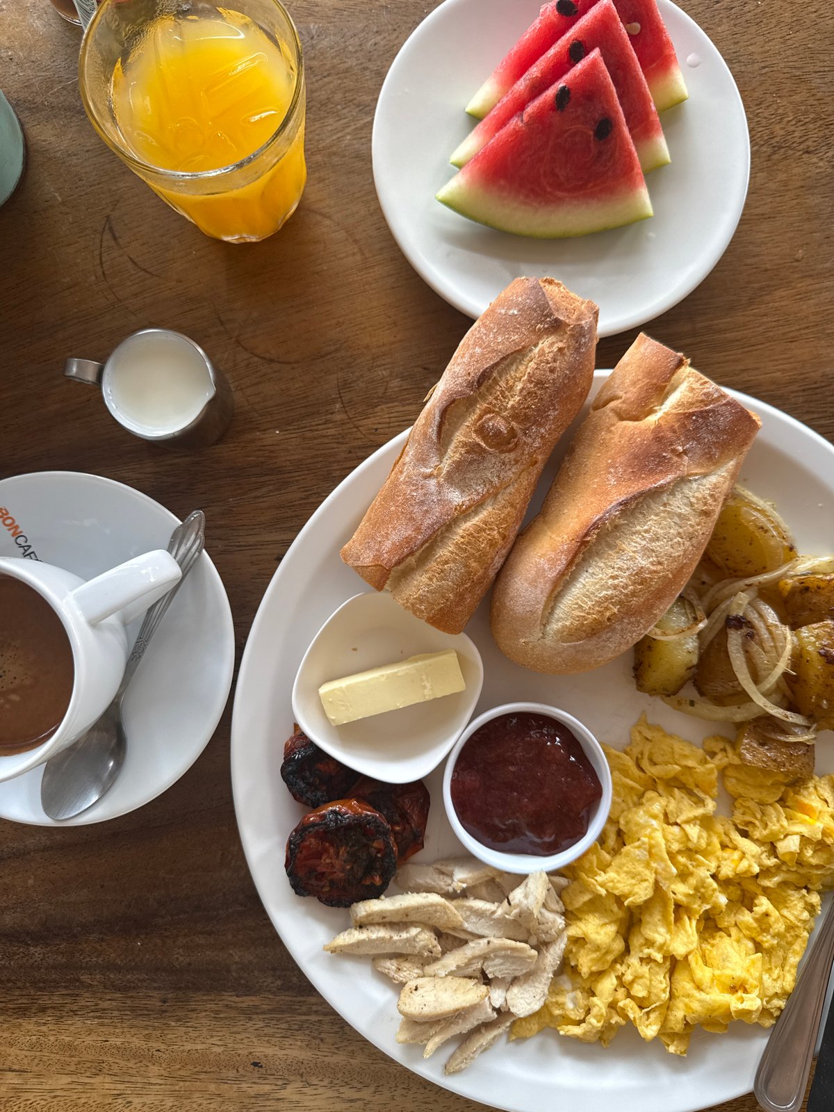 Koh Samui morning: cafe breakfast, street scenes, and a mussel market
