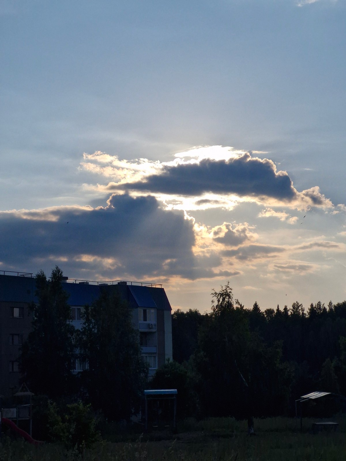 Afternoon scenes from residential Markovskii with playground visits and sunset photography