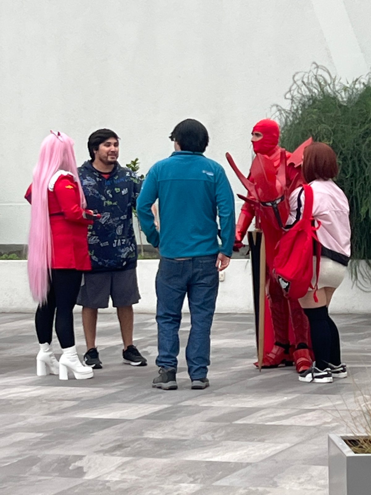 Cosplay and tattoo convention scene in Arica, Chile