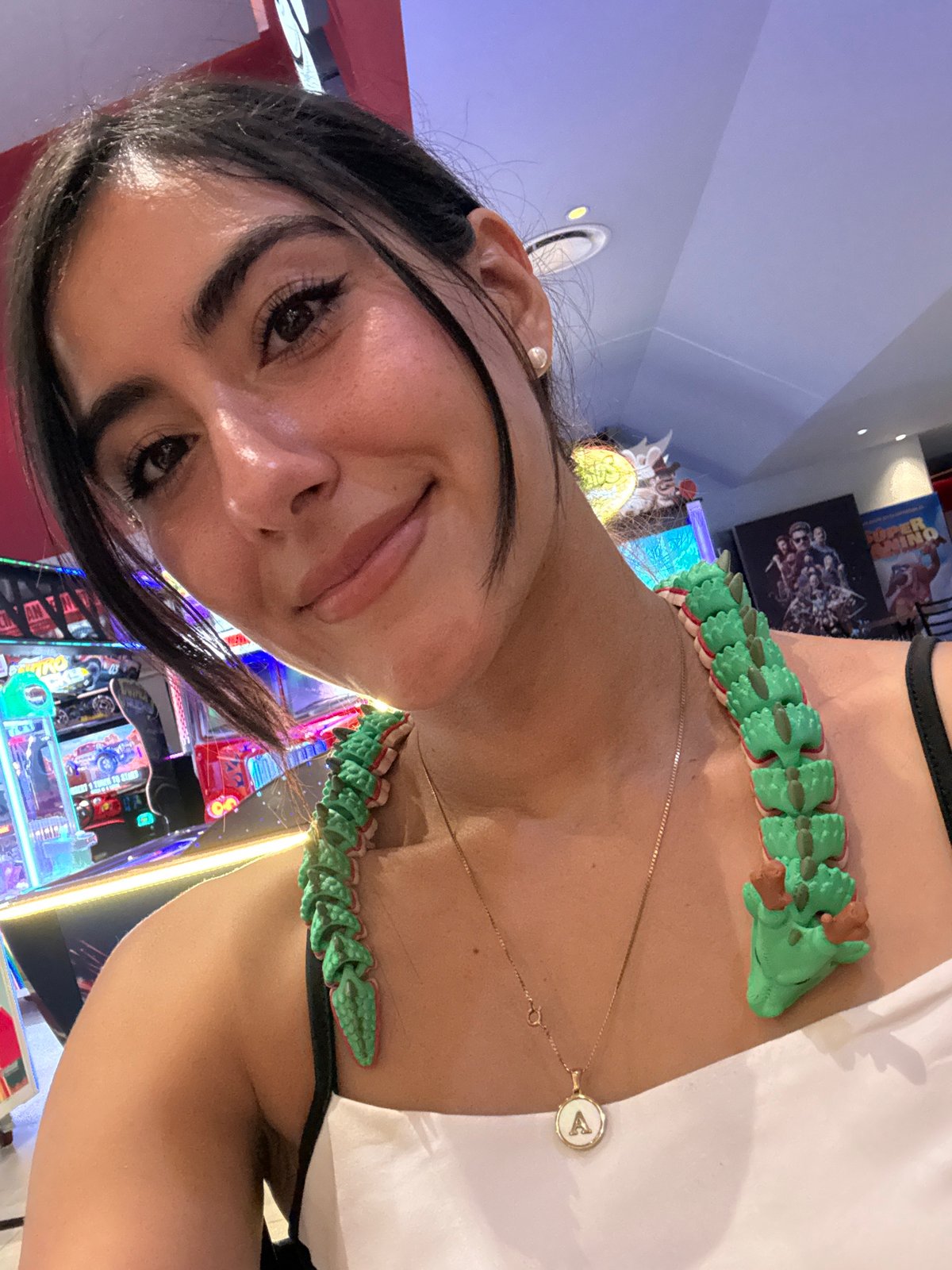 Evening leisure activities documented at Puebla's Estrella entertainment district