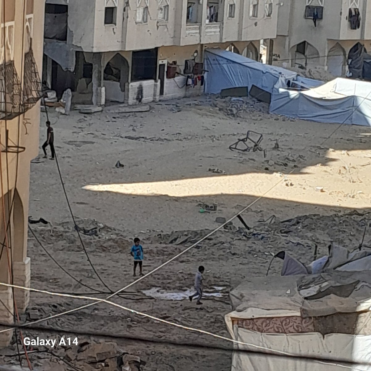 Water hauling and daily survival amid widespread destruction in Khan Yunis