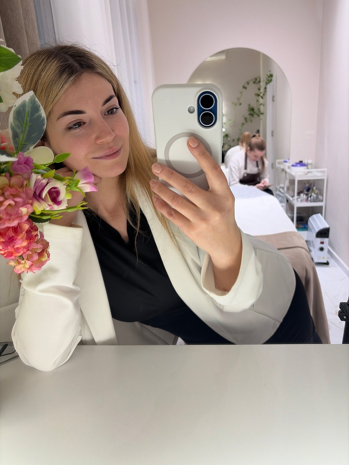 Woman documents beauty clinic visit with selfies in Budva
