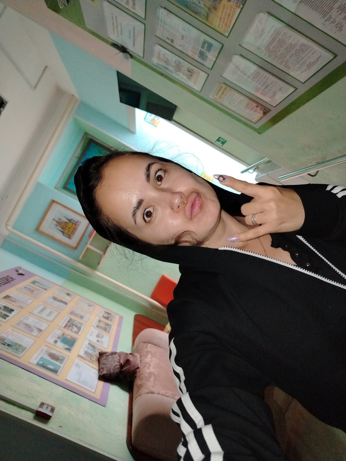 Morning selfie session across indoors, a car, and Chaikovsky streets