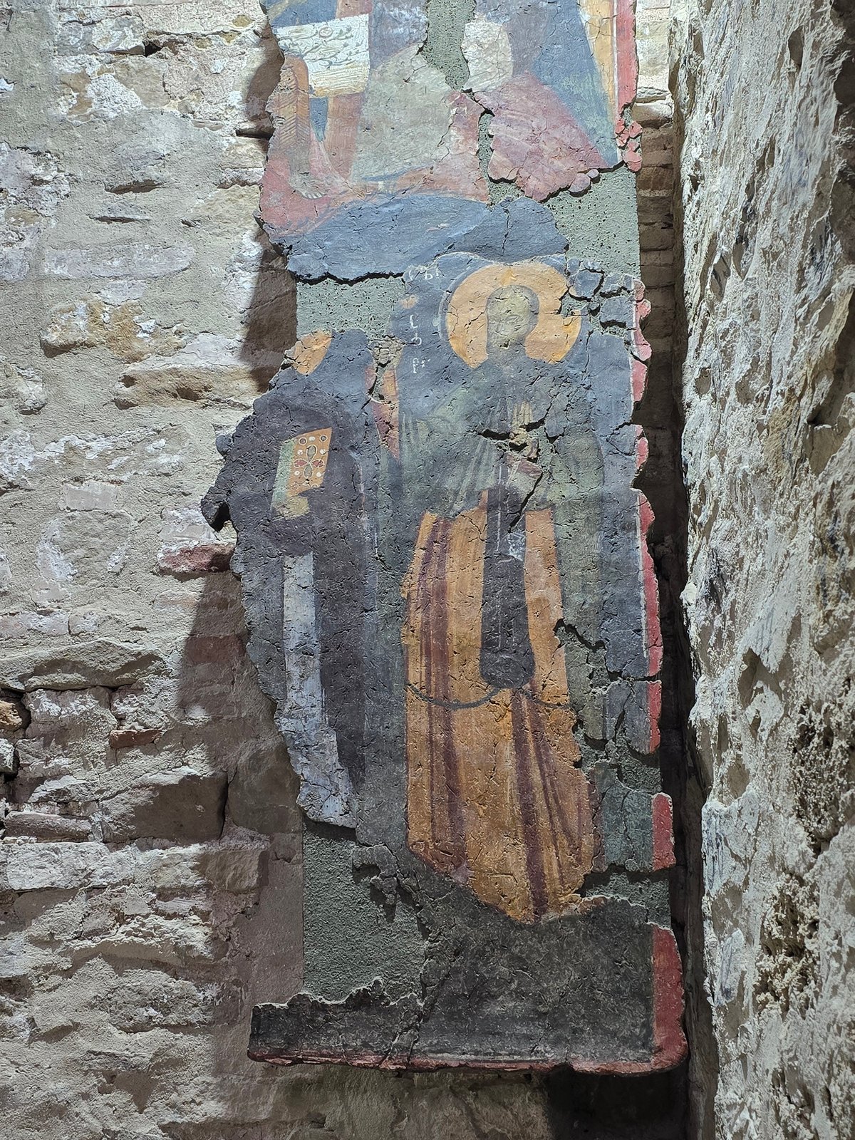 Witness documents medieval Bulgarian fortress and deteriorating religious frescoes