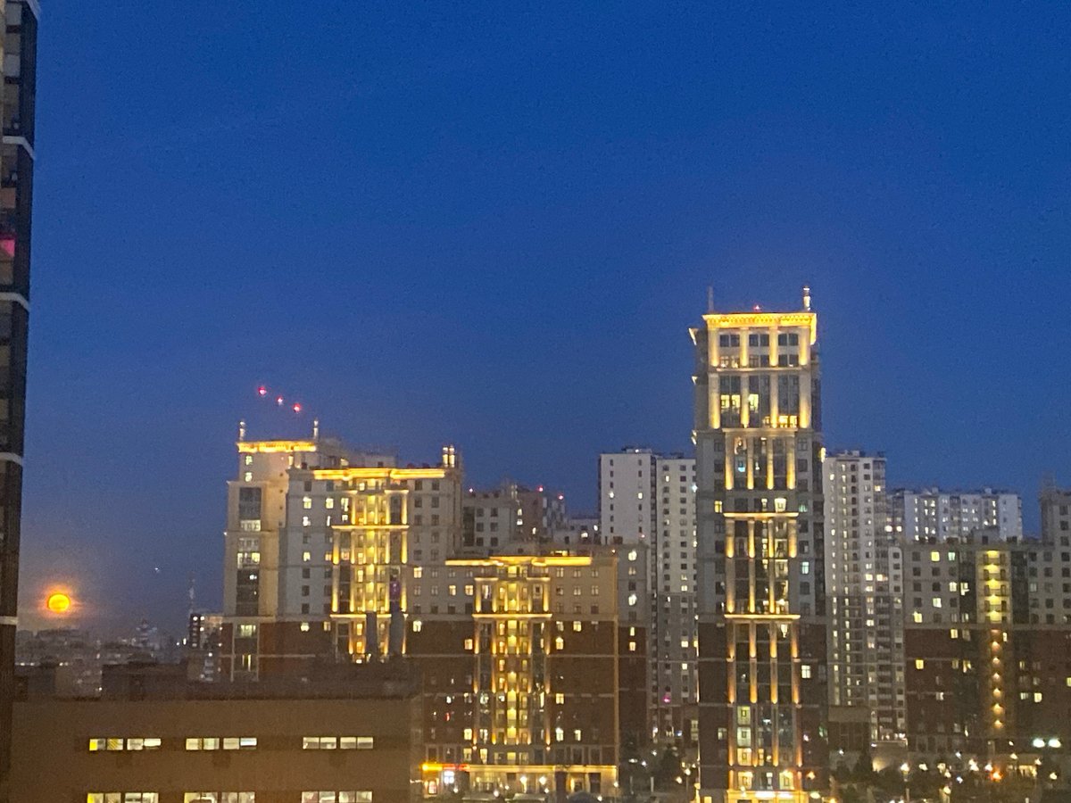 Saint Petersburg evening cityscape and portraits captured during twilight hours
