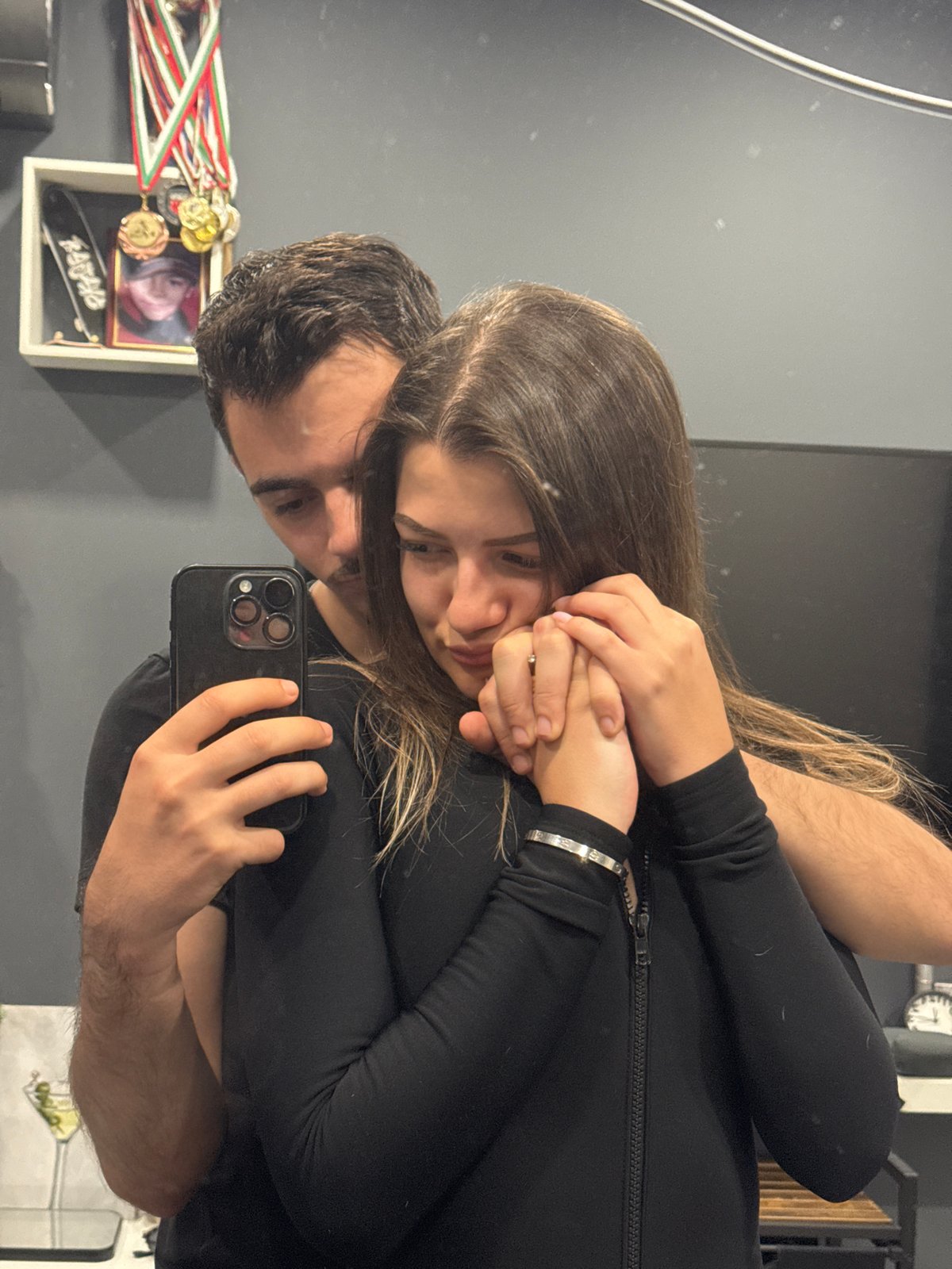 Couple takes intimate mirror selfies in Sofia apartment
