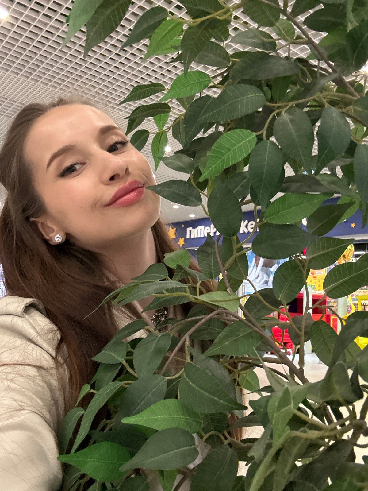 Mother and child enjoy mall outing in Yekaterinburg