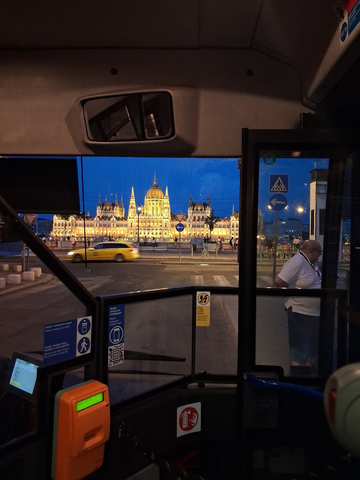 Budapest's Parliament and Batthyány tér glowing at dusk