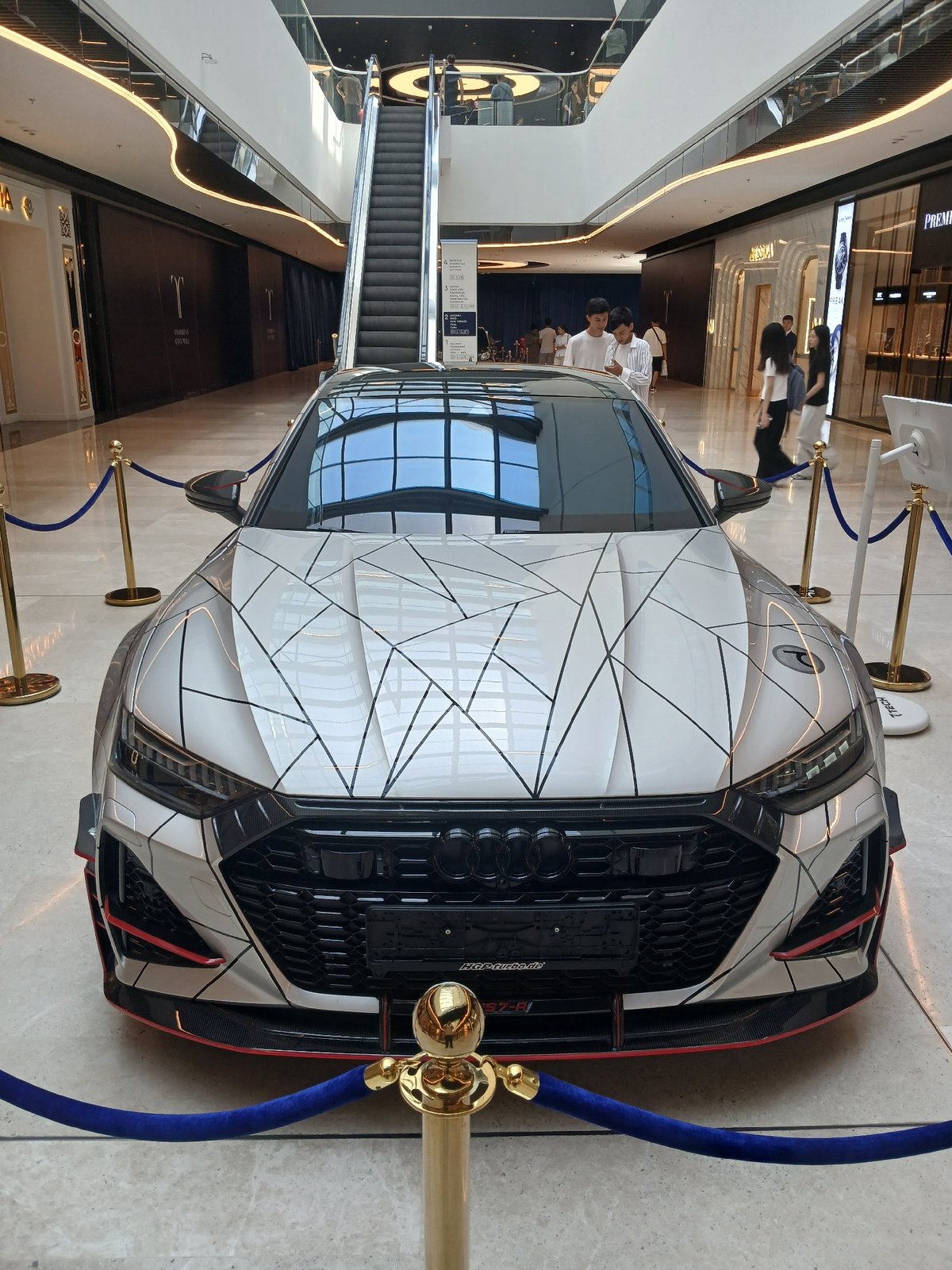 Tashkent mall hosts exotic car show, art exhibition, and kids' stage