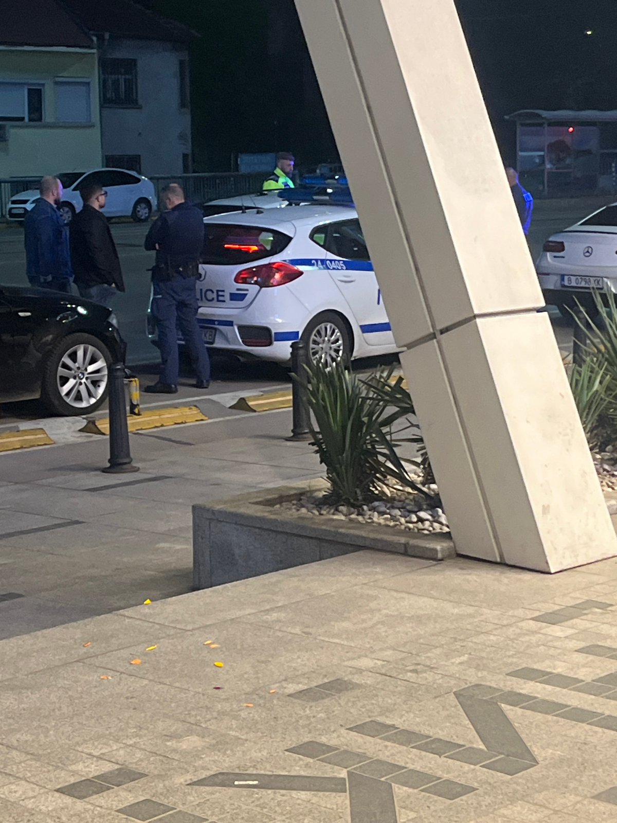 Police presence observed near Sofia hotel late Saturday night
