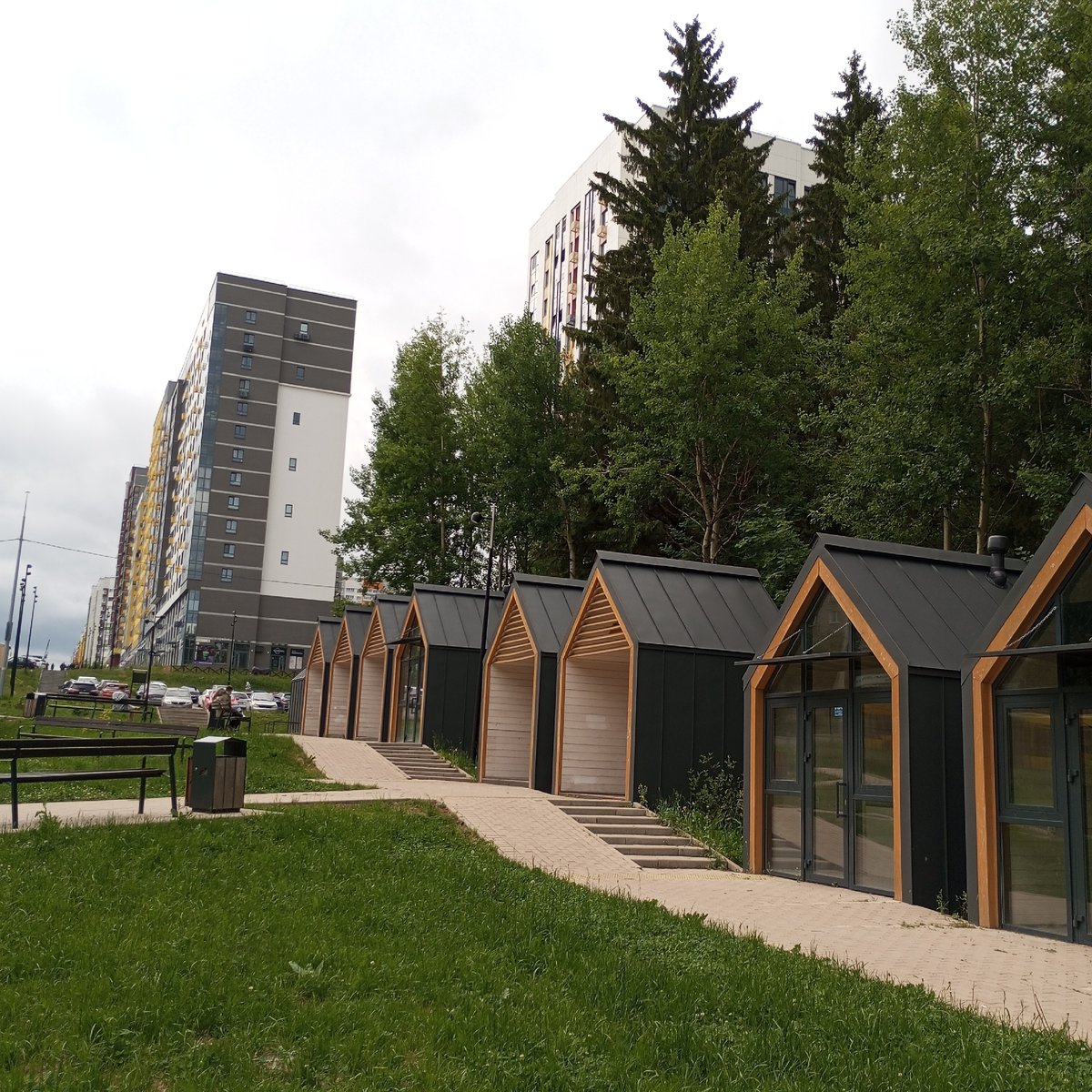 Personal day out documented across Izhevsk residential areas and parks
