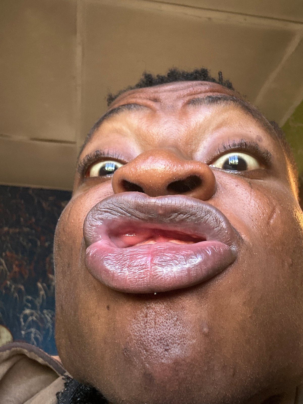 Person Takes Multiple Selfies in Four-Minute Photography Session