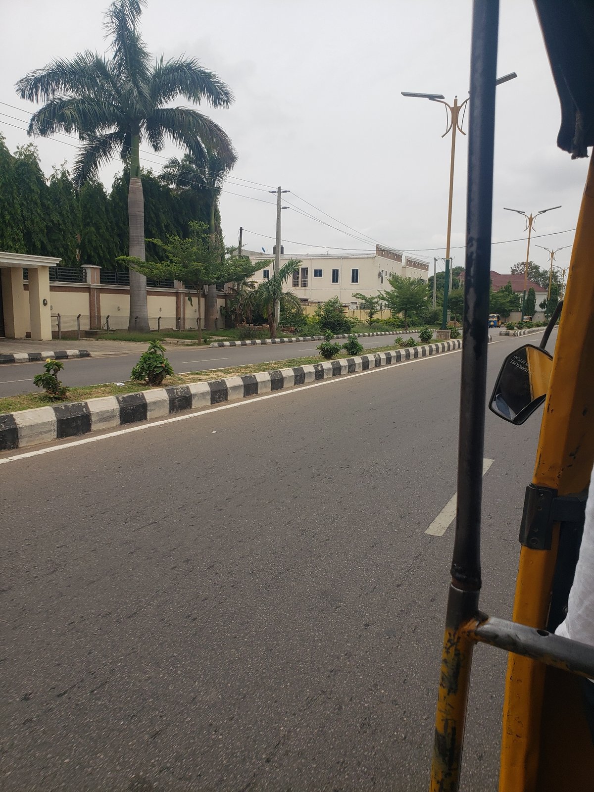 Passenger documents rickshaw journey through Kaduna streets