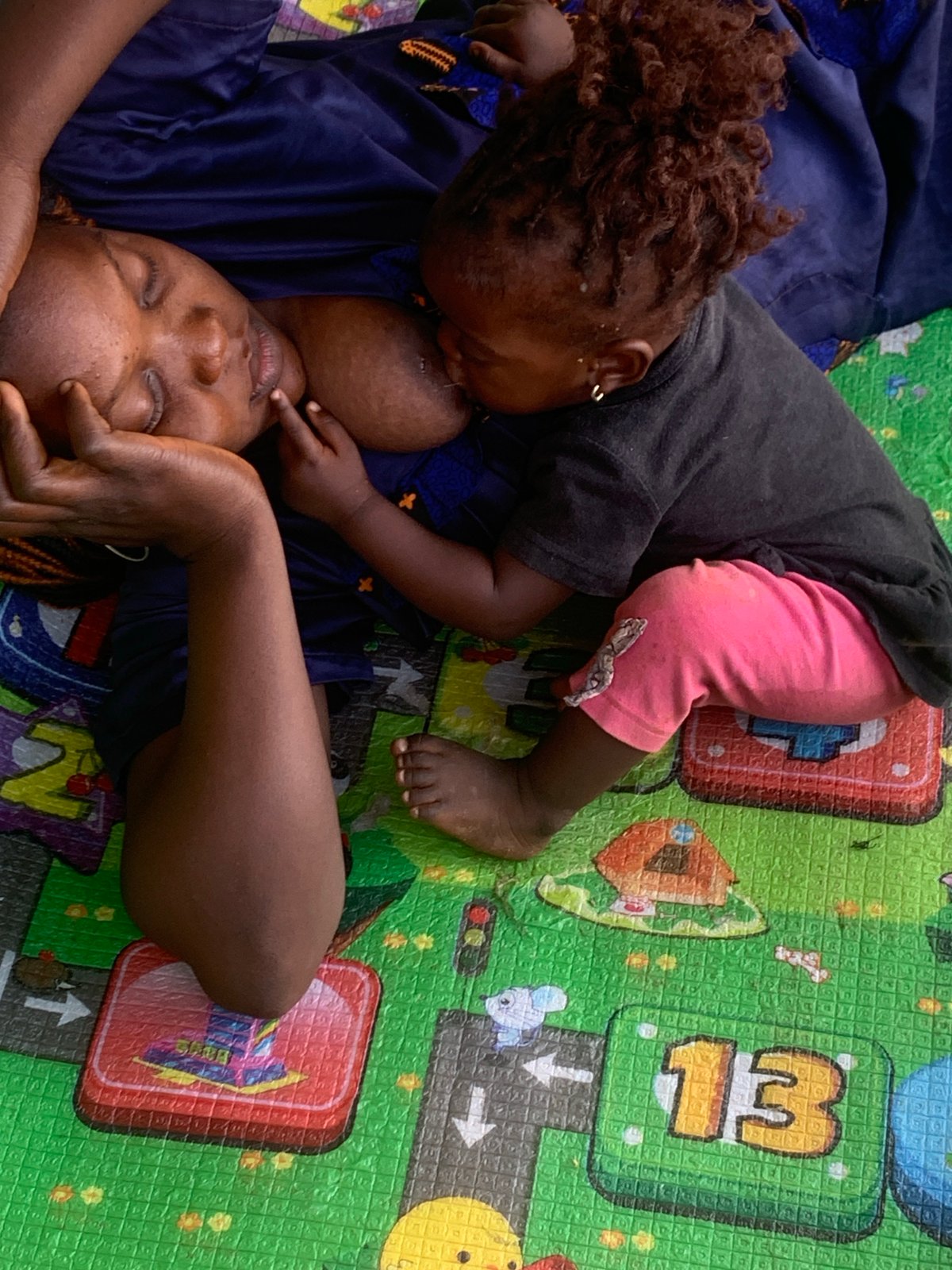 Quiet afternoon moments captured in Sabon Tasha community
