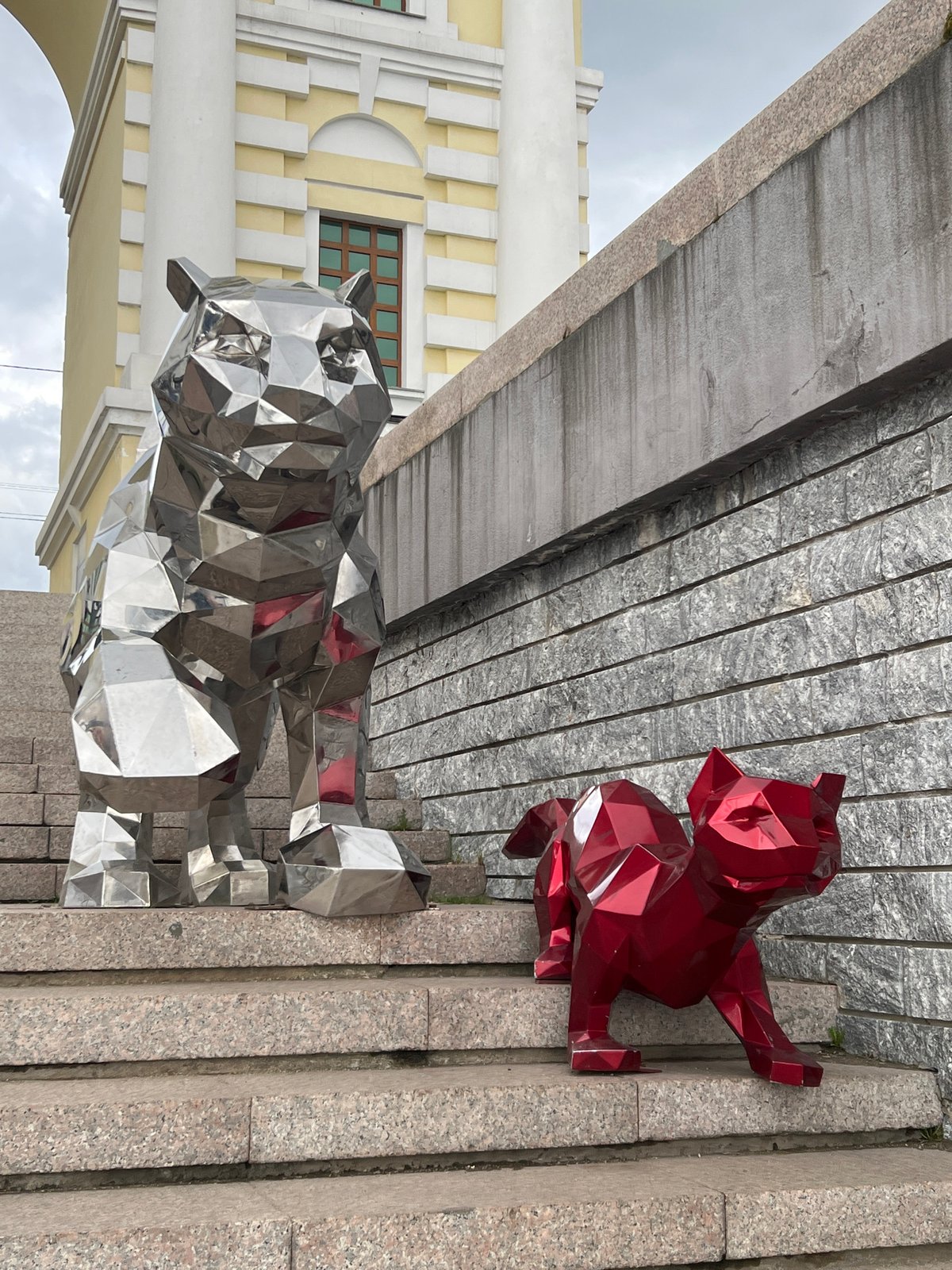 Morning riverside tour captures Irkutsk landmarks and local life