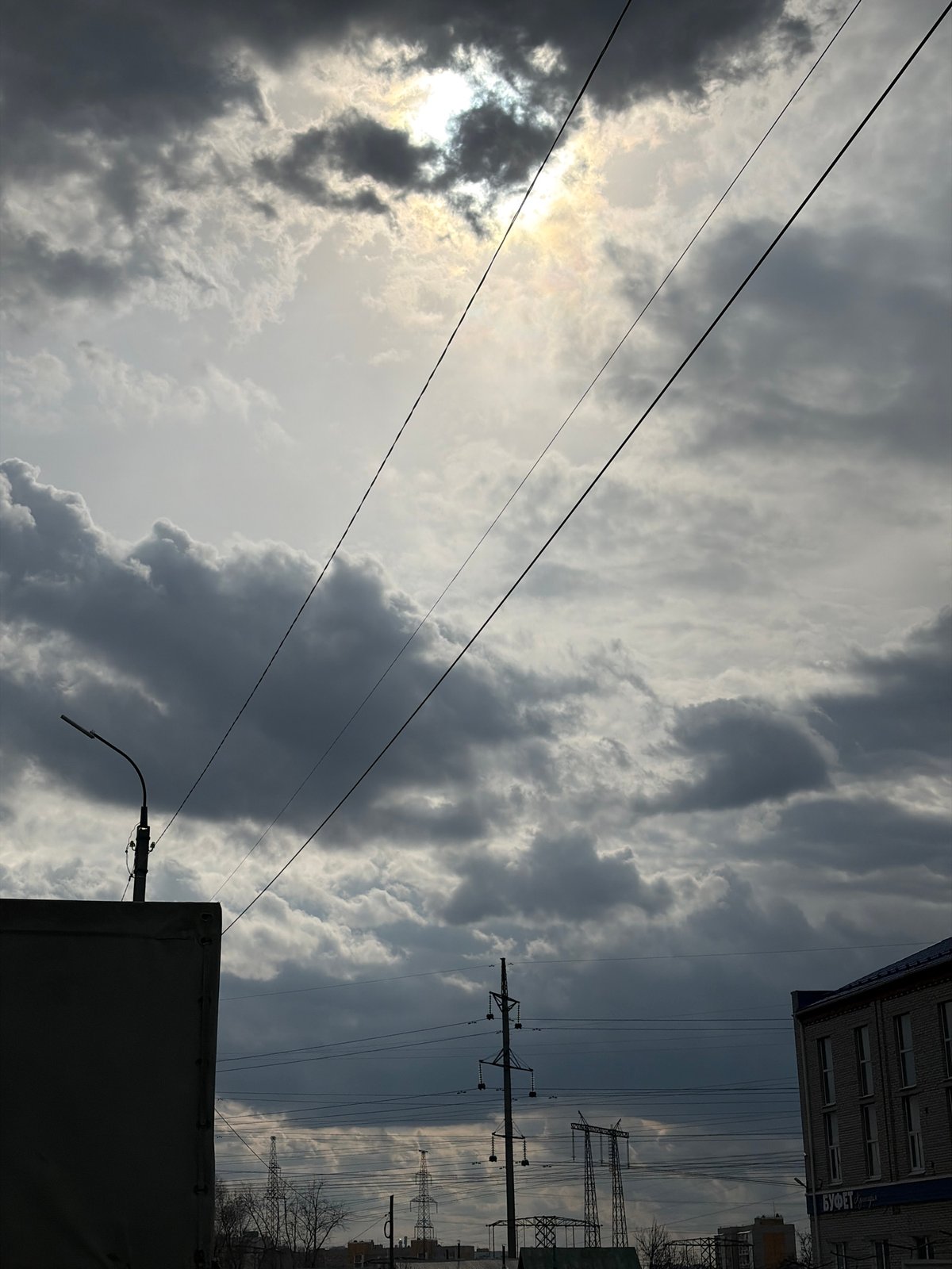 Ordinary Friday Morning Documented Across Chaikovsky, Russia