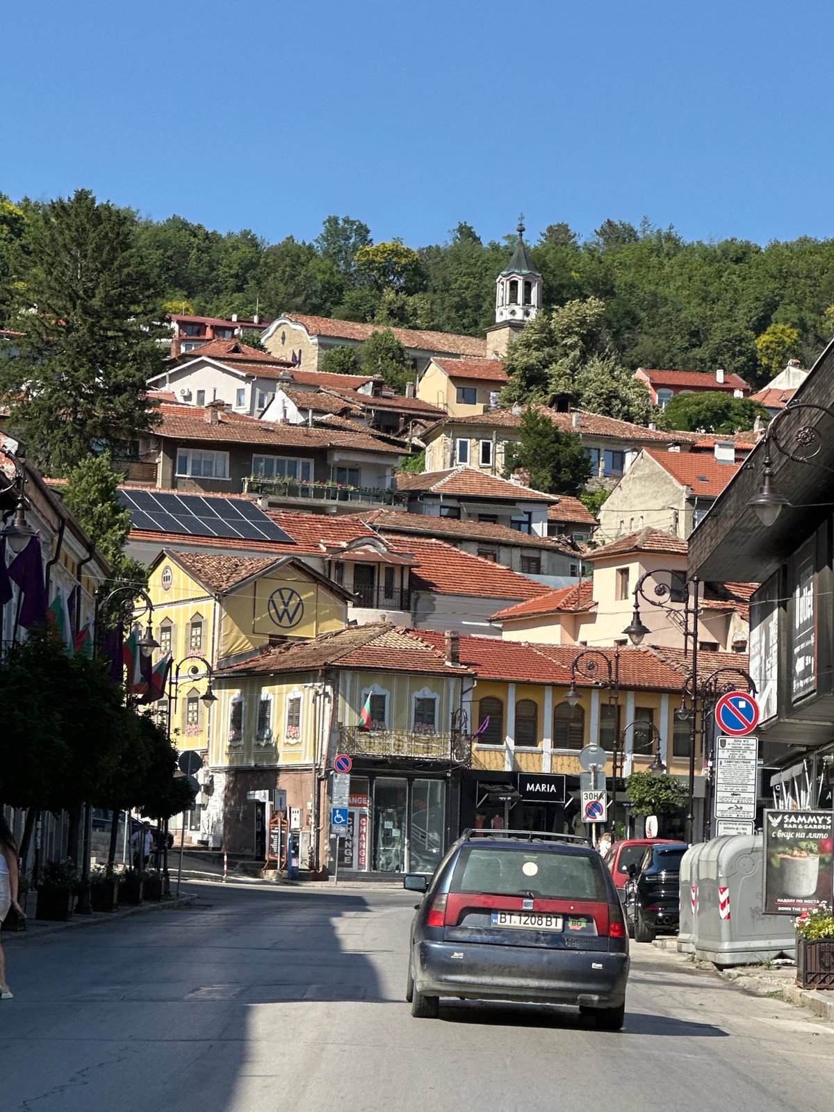 Afternoon street traffic through central Veliko Tarnovo, Bulgaria