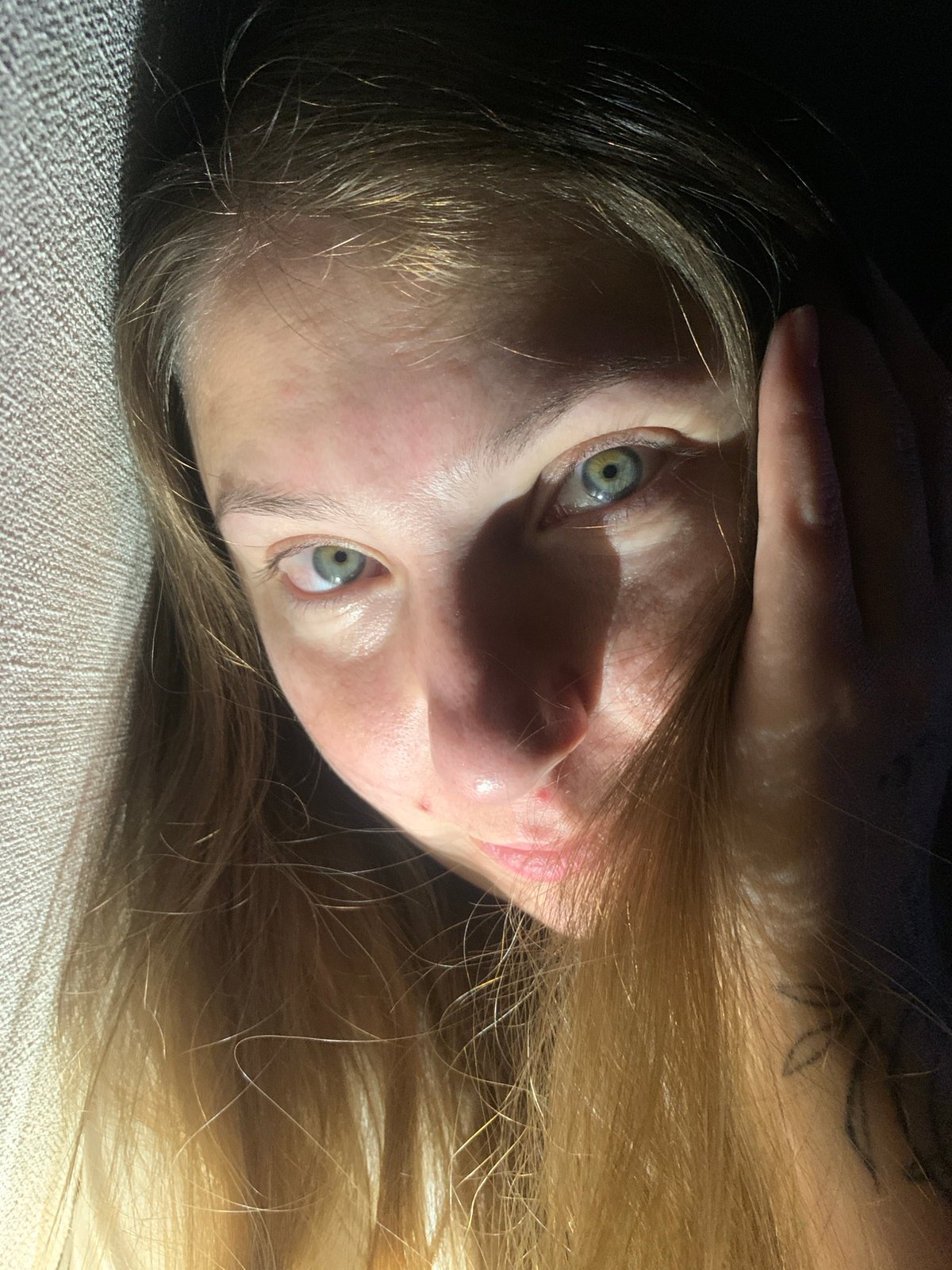 Shadow and light portrait experiments in Chaikovsky