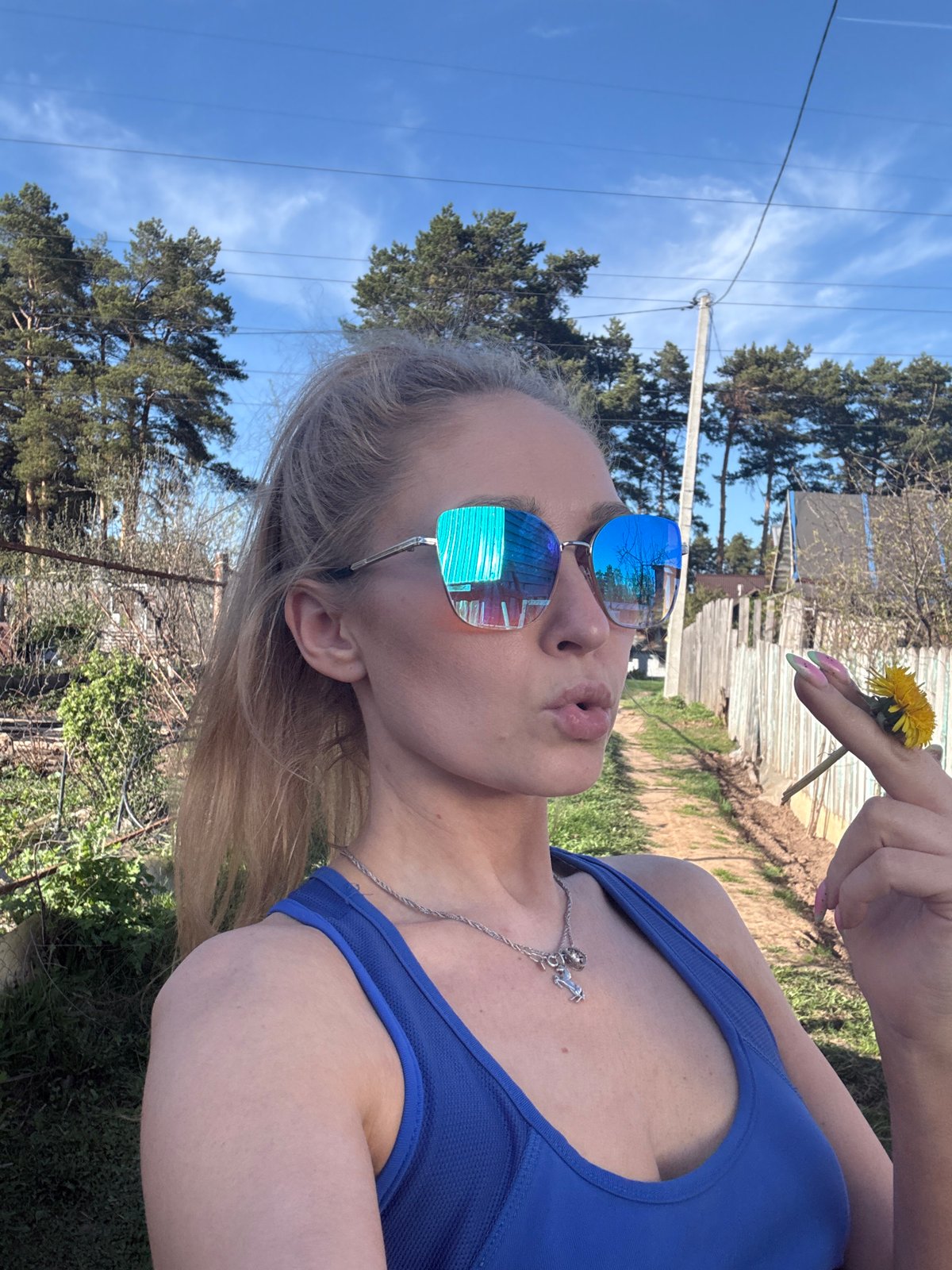 Afternoon leisure moments captured across Chaikovsky, Russia