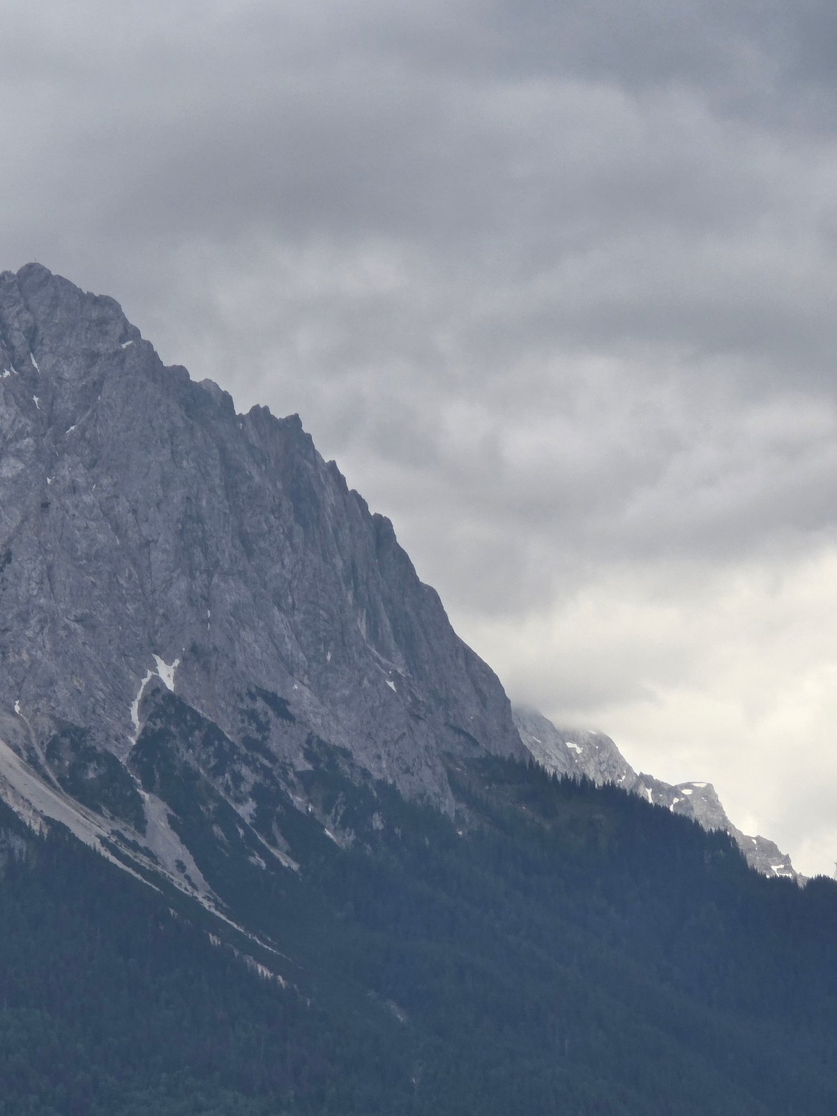 Heavy rainfall documented in German alpine town Garmisch-Partenkirchen