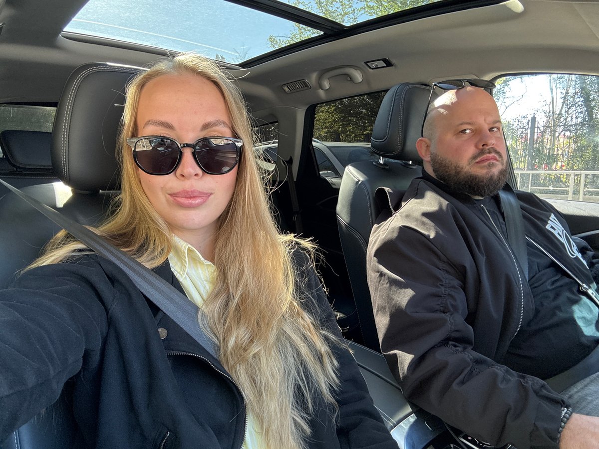 Couple photographed in car during traffic stop in Sochi