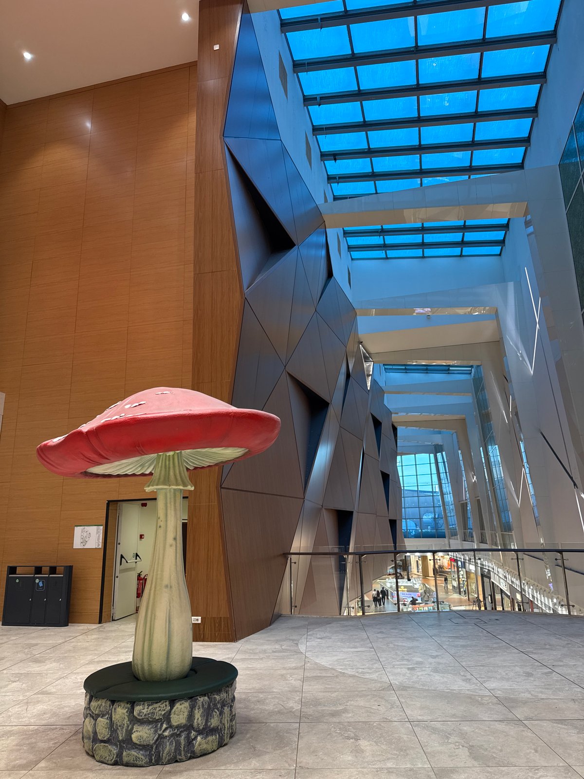 Hour-long shopping mall visit documented in Sofia, Bulgaria