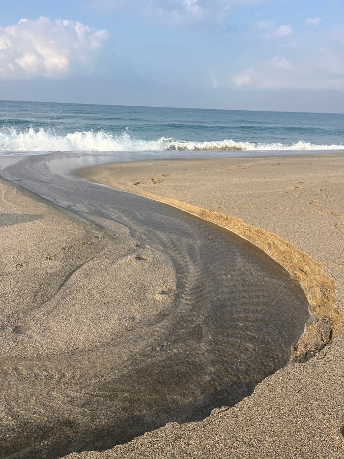 Early morning beach walk documented in Alanya, Turkey