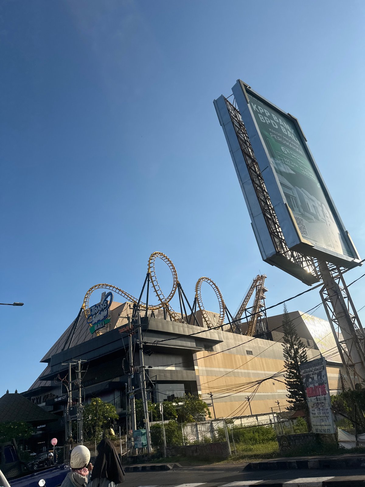 Street scene near Trans Studio Bali, Denpasar commercial strip