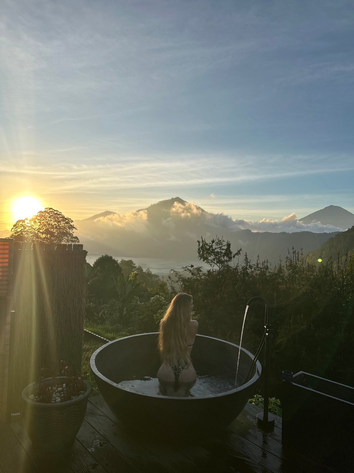 Dawn bathing session with Mount Batur views in Kintamani