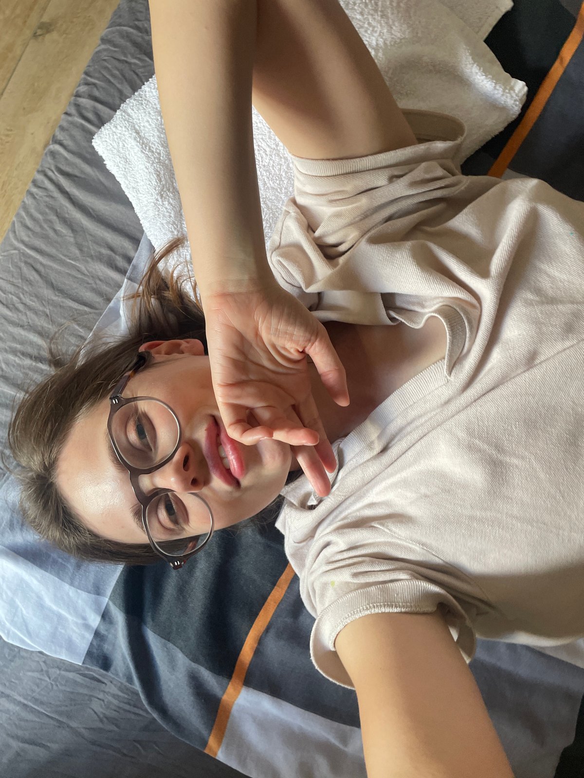 Lazy afternoon in Vrchlabí: pastry pigs-in-blankets, selfies, and hillside views