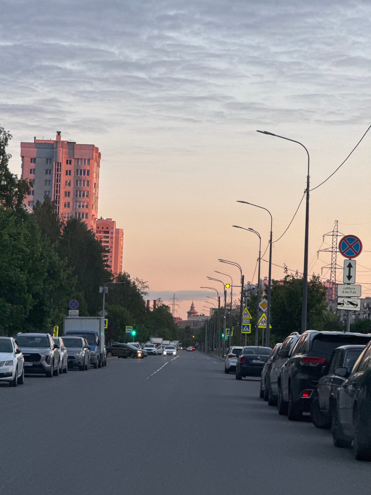 Evening twilight captured on Vsevolozhsk street