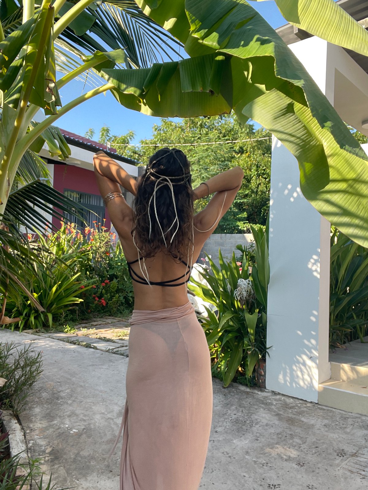 Beach photoshoot in tropical Mũi Né gardens
