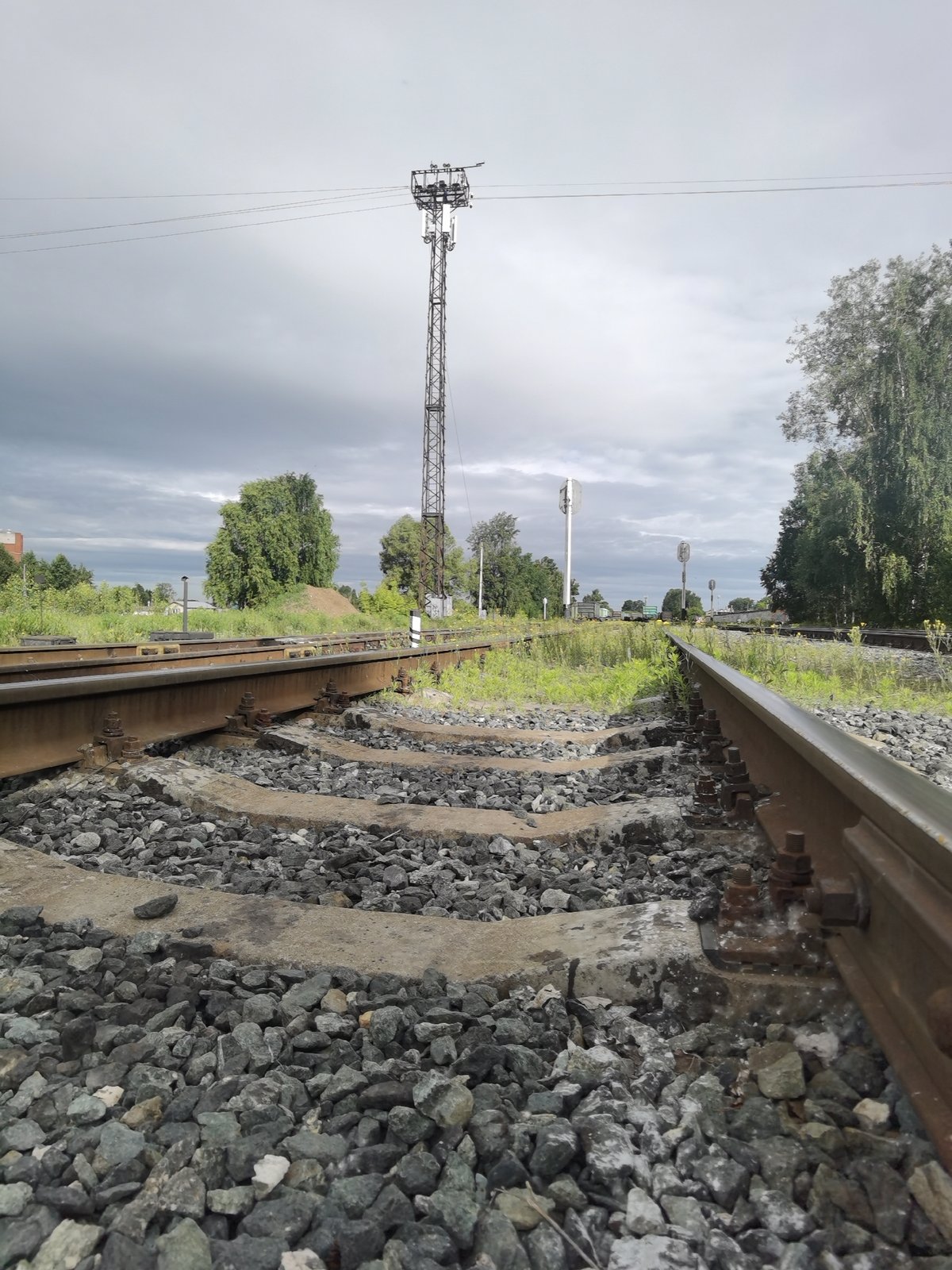 Ordinary life moments documented across Chaikovsky, Russia overnight