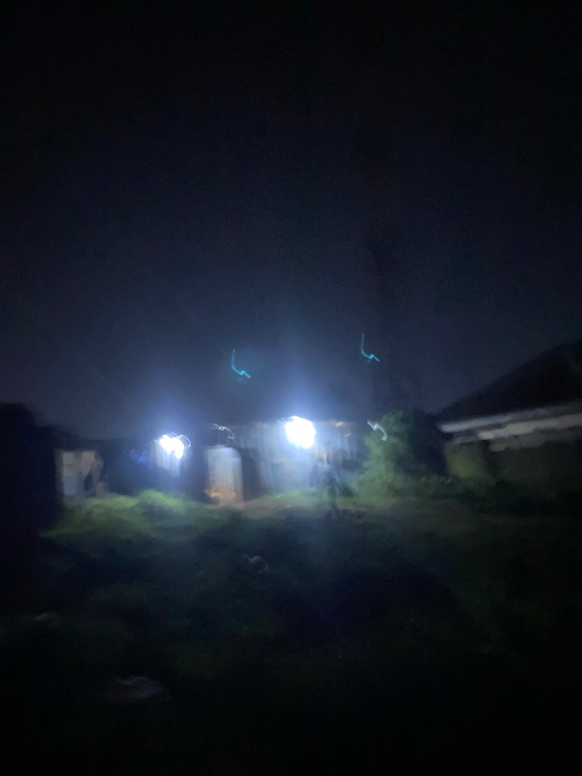 Evening basketball and neighbourhood life in Jos and Gwong