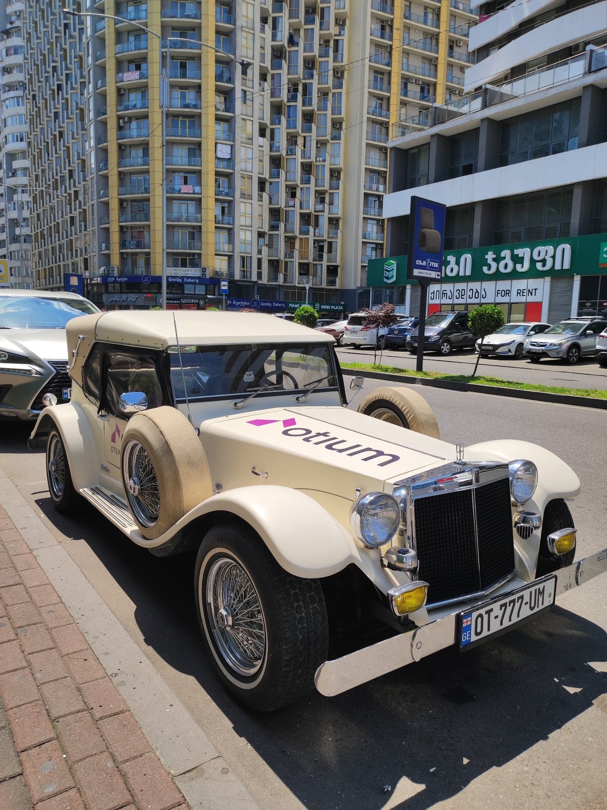 Classic cars and bold architecture along Batumi's summer streets