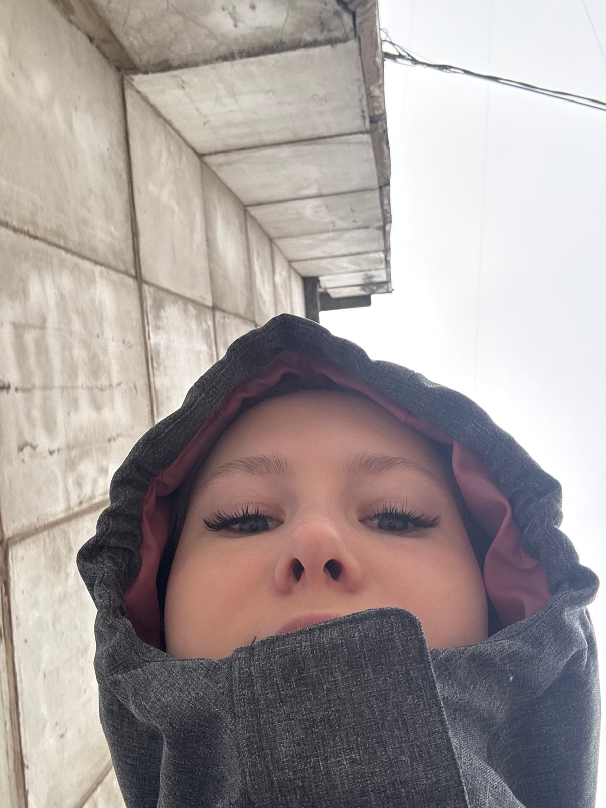 Woman applies makeup, takes car selfies in Chaikovsky