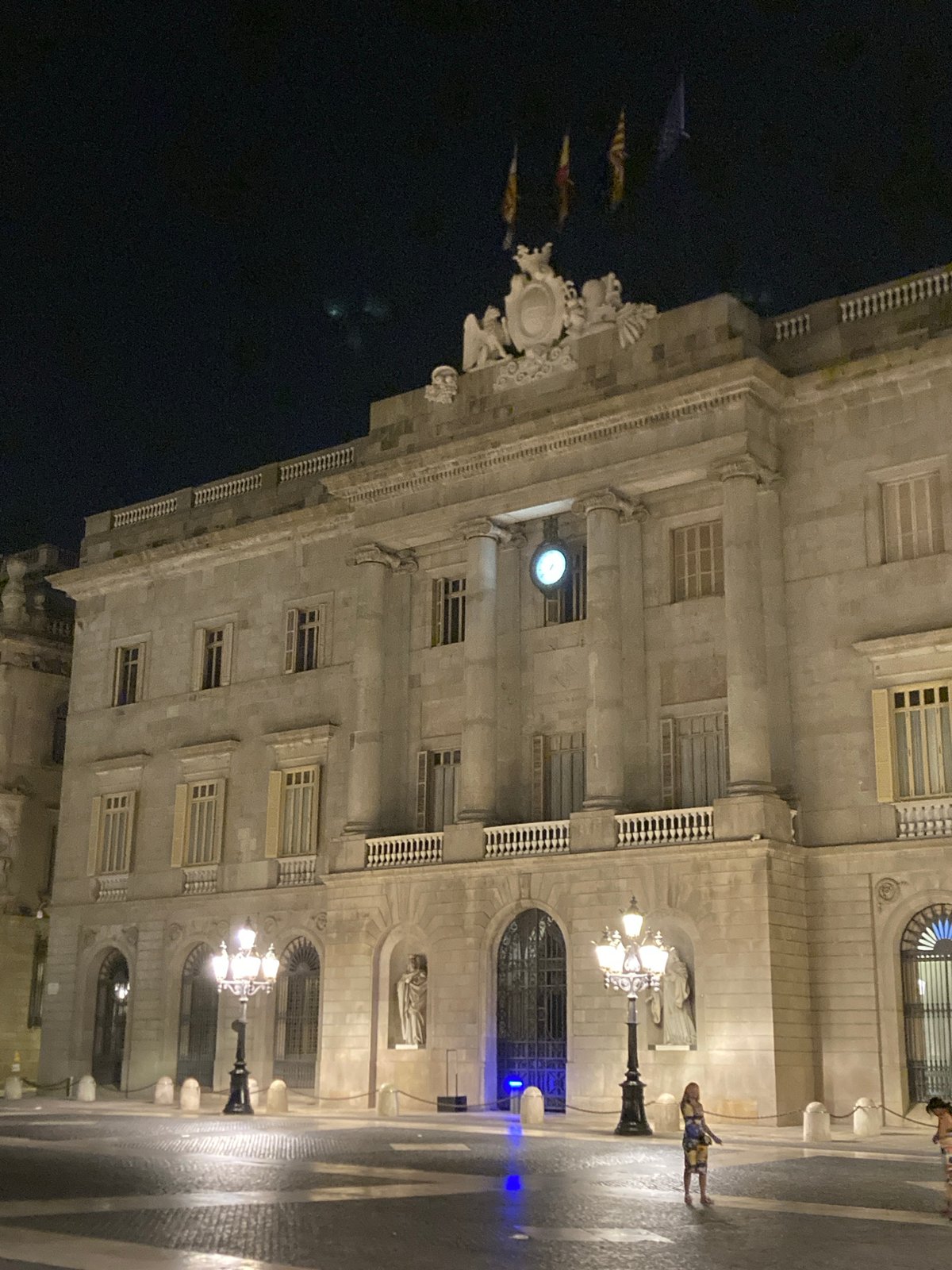 Barcelona's Gothic Quarter at night, Generalitat to graffiti shutters