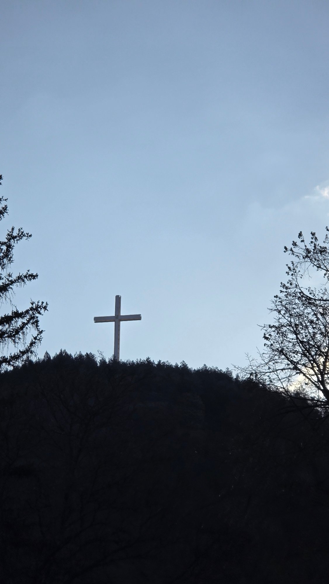Morning street scenes and hilltop cross observed in Blagoevgrad