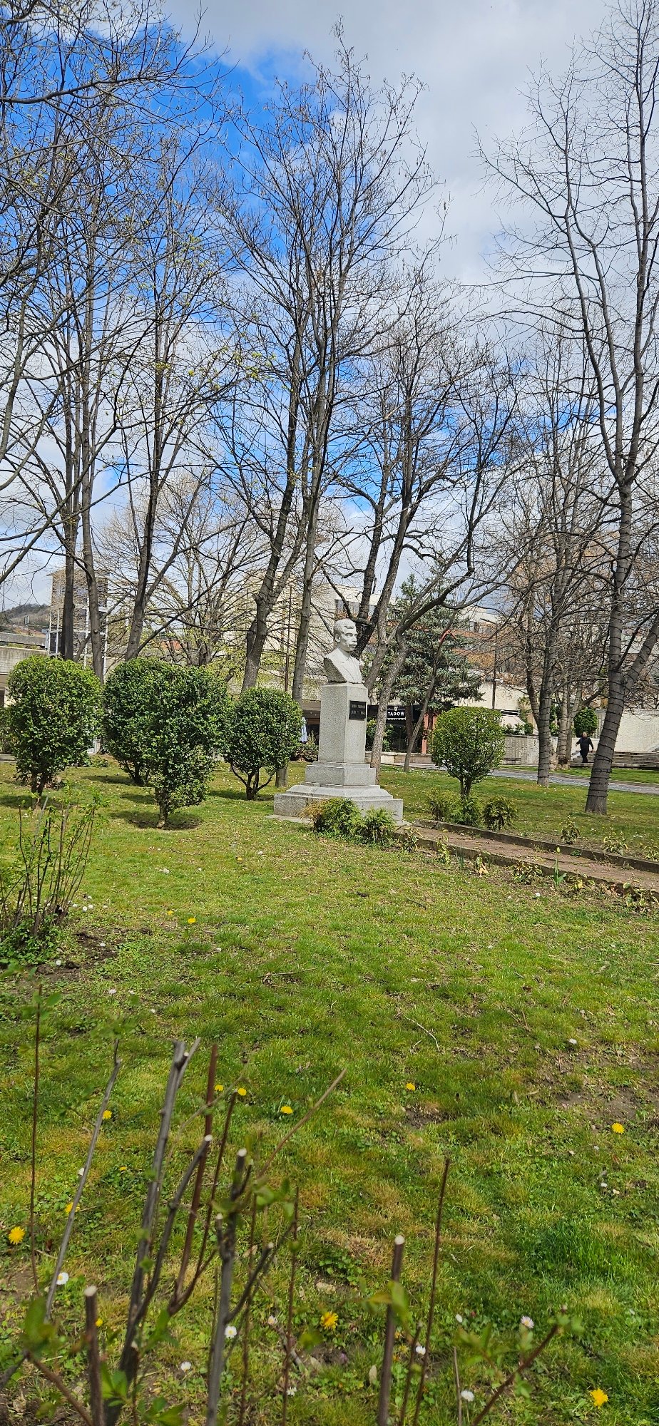 Spring morning walk documents Blagoevgrad landmarks and streetscapes