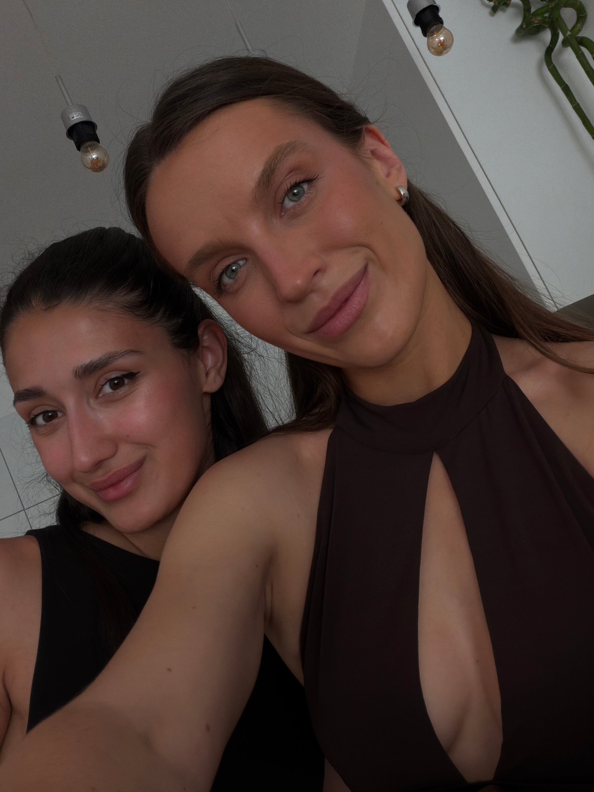 Young women take selfies in Budva residences and elevator