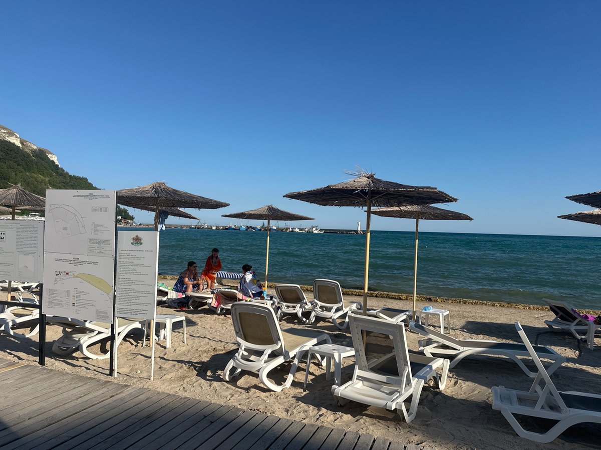 Sunny afternoon at a quiet beach resort in Kavarna