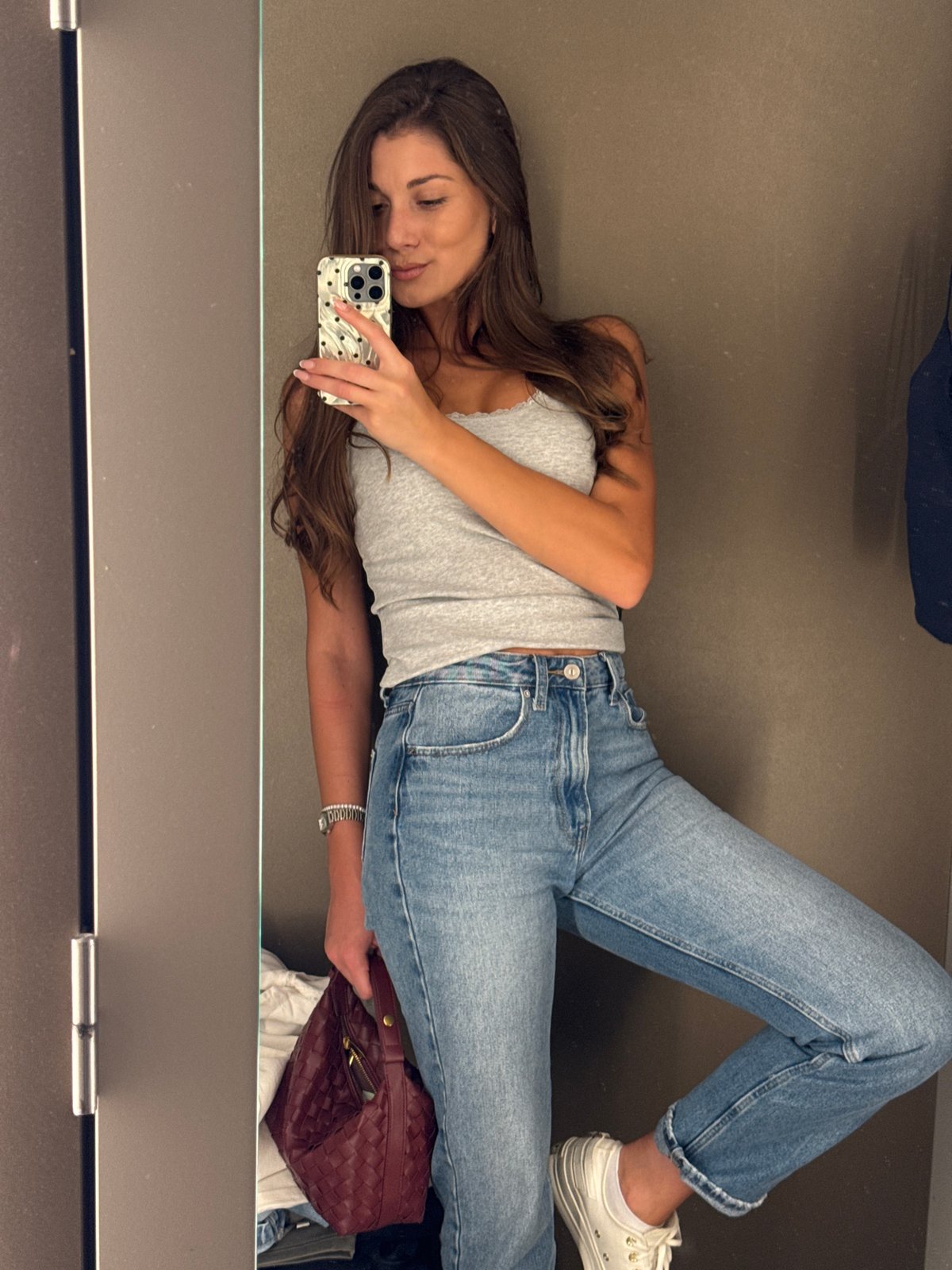 Woman Takes Multiple Selfies in Burgas Store Fitting Room