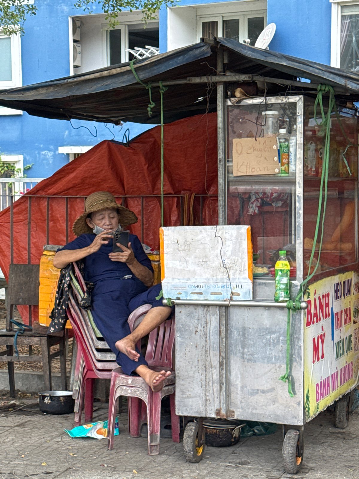 Ordinary morning captured across Đà Nẵng streets, Vietnam