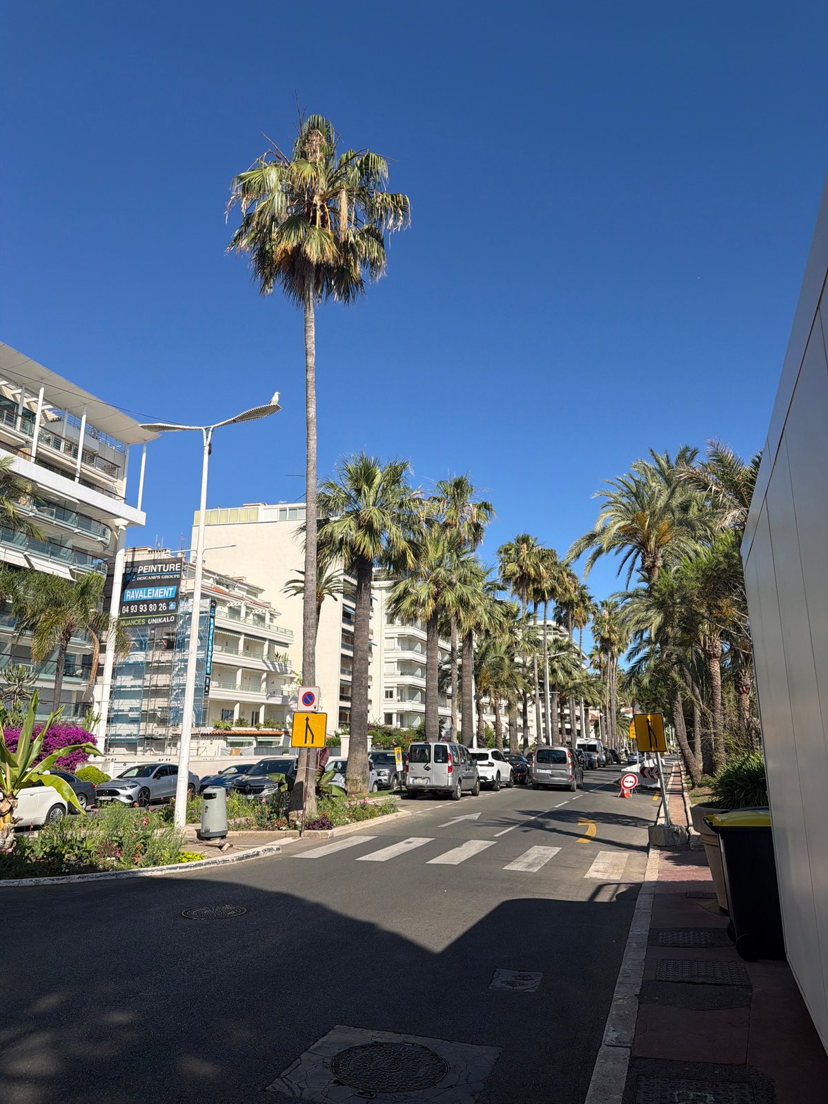 Sunny afternoon scenes captured across Cannes streets and beaches