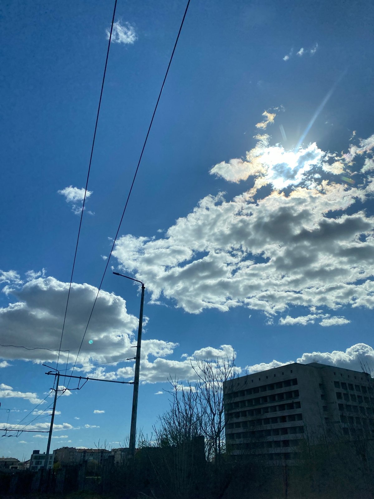 Clear skies and sunbeams photographed over Pleven, Bulgaria