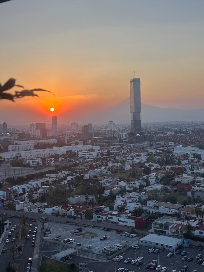 Evening snapshots across Puebla capture cityscapes and indoor moments