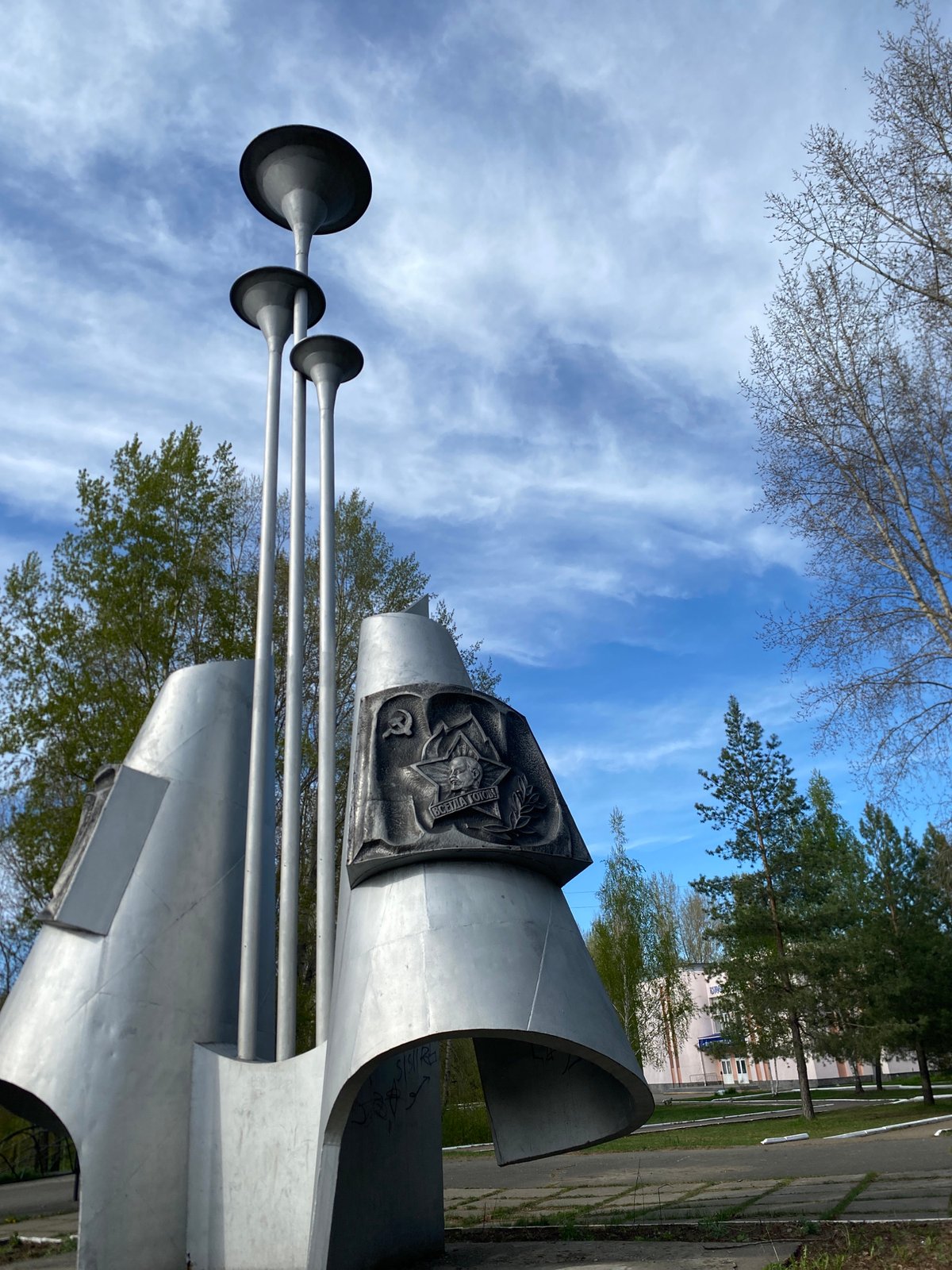 Daily life captured around monuments and activities in Chaikovsky, Russia