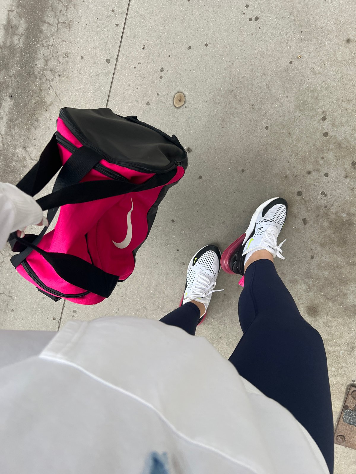 Athletic wear and social media queries observed in Plovdiv